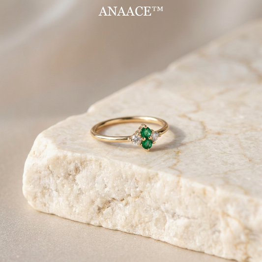 Anaace™ Cloverlight Emerald Petite Ring